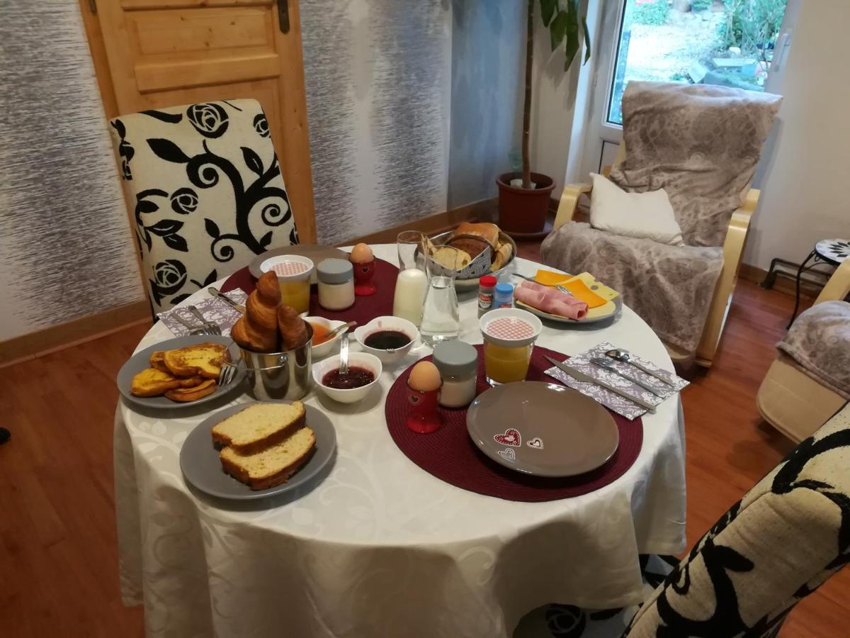 Chambres A Part Crespin  외부 사진